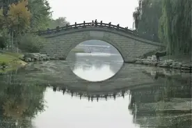 4大丑女为什么完胜4大美女？丑女的魅力超乎你想象！图片