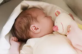 生娃前后重要的4个证，家长牢记在心，关系着宝宝的未来图片