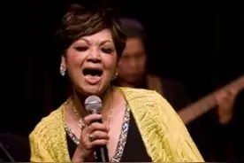 11岁养家，替大22岁老公养孩子反被劈腿家暴，肥妈还能更悲剧图片