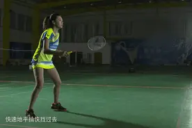 不会平抽挡的球友们，不要说你们会打双打！图片