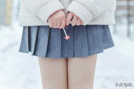 夏天到了，要是买这样的短裙给女朋友是不是觉得太漏了图片