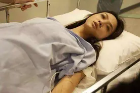 “若能重来定选顺产”，年轻妈妈发出感慨，引发多数人的共鸣图片