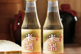 同样是醋，白醋、陈醋、米醋有何区别？一字之差，用法功效大不同图片