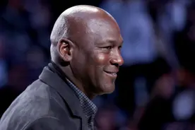 迈克尔·乔丹给哪些NBA球员当过名人堂引荐人？图片