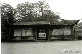 1965年，我在华县咸中排演音乐舞蹈史诗《东方红》图片