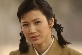 《亮剑》的田雨复出了，童蕾现身片场拍戏，嫁二婚富商背债1.4亿图片