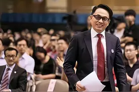 张磊在国外滑雪，刘强东连打7个电话求救：“再不回来，就黄了”图片