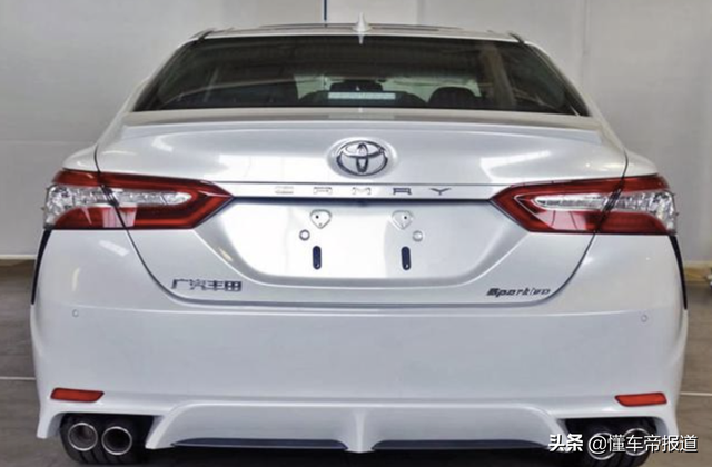新车｜丰田新款凯美瑞来了，配置曝光，增加车载微信，配悬浮大屏