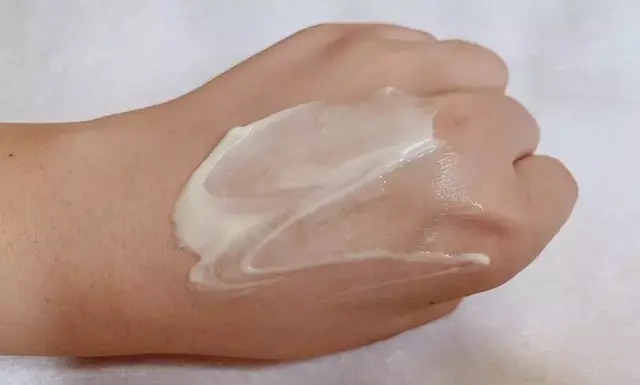 不粘糊的身体乳