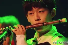 明日之子乐团季，三公导师合作舞台引起热议，热带低压燃爆全场图片