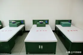 老乡、老乡、背后一枪图片