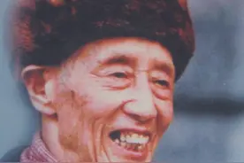 有的人-臧克家-开平朗诵图片
