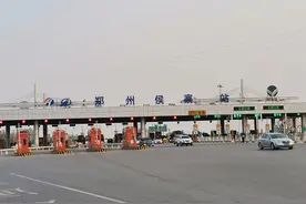 清明出行车流量超去年 返程为啥没想象中拥堵？郑州交警分析原因图片