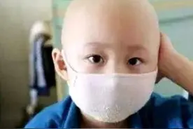 奶奶给5岁孙子买礼物，3个月后孩子竟离奇去世，医生：太愚蠢图片