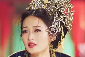 古装卷发集体翻车？古力娜扎宋茜气质骤降，赵丽颖神似酸奶广告？图片