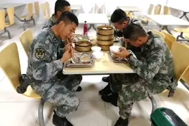 部队食堂允许有剩菜剩饭行为吗？发现剩菜剩饭会如何处理？图片