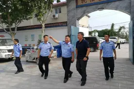 邯山区政府副区长、公安分局党委书记、局长张利明同志到派出所检查指导工作图片