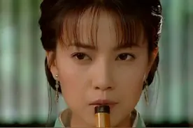 越是楚楚可怜的长相，演起恶女来，越是让人上头图片