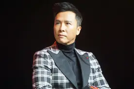 她是甄子丹前妻，离婚后才发现怀孕，给儿子取名能气死甄子丹图片