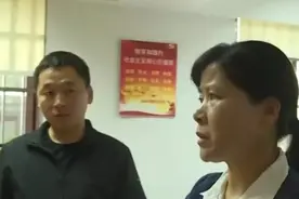 男孩常半夜拍球，楼下邻居调解无果装"震楼器"，宝妈报警求放过图片