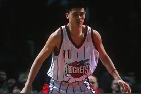 中国巨人在NBA的不公平待遇，姚明的至暗时刻：芬利法则图片