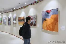 “天山放歌——新疆各族人民幸福生活”主题摄影展在京展出图片