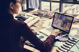 同事间发生不该发生的关系，还能当作什么事都没有发生吗？图片