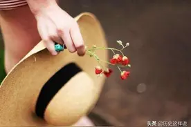 太宰治的女人世界，藏着所有人不懂的悲伤图片