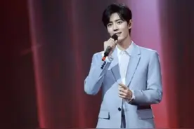 肖战复出在北京卫视唱歌曲《竹石》，网友：意味着自己坚韧不摧？图片