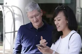 她是柳传志之女，滴滴的总裁，事业巅峰期患癌，今一人带三子图片