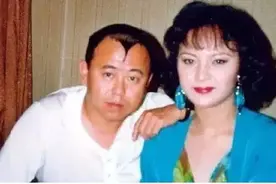 1996年，潘长江闹离婚，杨云直怼：我跟你厕所住了8年，凭什么？图片