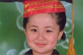 “草根女孩”杨紫的黑红成名史，出道22年，太不容易了图片