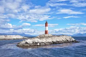 来世界的尽头吧，看孤独的灯塔，和企鹅们嬉戏，探索原始森林图片