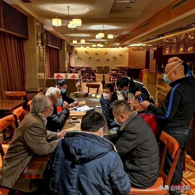 以个人名义自掏腰包支援武汉 成都个体医生：这些都没关系，重要的是去战斗过！