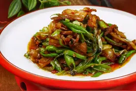 来自四川成都的回锅肉，被评为川菜中的“第一菜”，吃后念念不忘图片