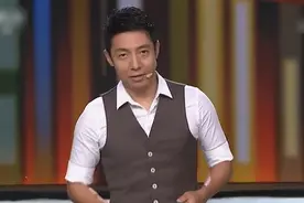 看到雄鹰特种部队战士们的身材，撒贝宁感叹道：修得毫无痕迹图片