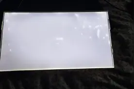 笔记本屏的亮斑这样就解决了图片