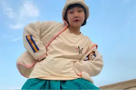 S码才是时尚标准？只要你够会穿，粗腰肉脸配溜肩也能成为时髦精图片