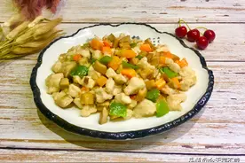 8月，吃杏鲍菇炒鸡丁，多做这两步，才有鲍鱼鲜，低脂清淡有营养图片