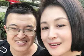 小花园大草坪！于月仙的墓碑越豪华为什么我越难过？图片