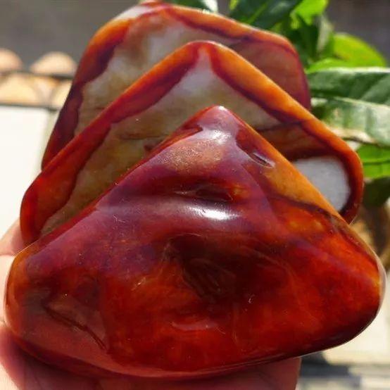 翡翠的优化处理及其鉴定特征，收藏备查