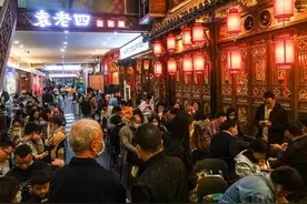 餐饮界两大扛把子，火锅店、烧烤店更容易存活，复制、扩张图片