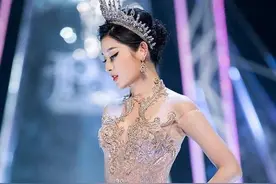 新晋越南第一美女阮！长相精致曲线有型，撞脸国内多个女明星图片