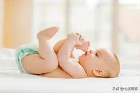 宝宝嗜睡影响智商？科学给出1岁前宝宝睡眠周期，妈妈心里有底了图片