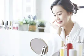 人若有缘，棒打不散（相亲相错了，将错就错）图片