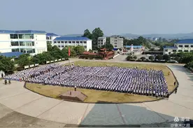 铭记历史，勿忘国耻——柳城县实验高级中学防空防灾应急疏散演练图片