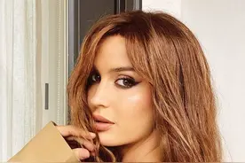 巴西内少与INS网红修成正果？颜值惊人的卡特琳娜太撩人图片