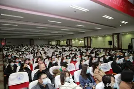 落实“双减”促成长，静待花开会有时――太原市进山中学校初一年级家长会纪实图片