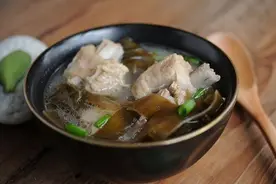 周末煲汤来了！海带排骨汤！好喝！一次能喝好几碗图片