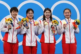 中国游泳3金收官！创历史第三佳绩 张雨霏2金2银 老将圆梦接力出彩图片